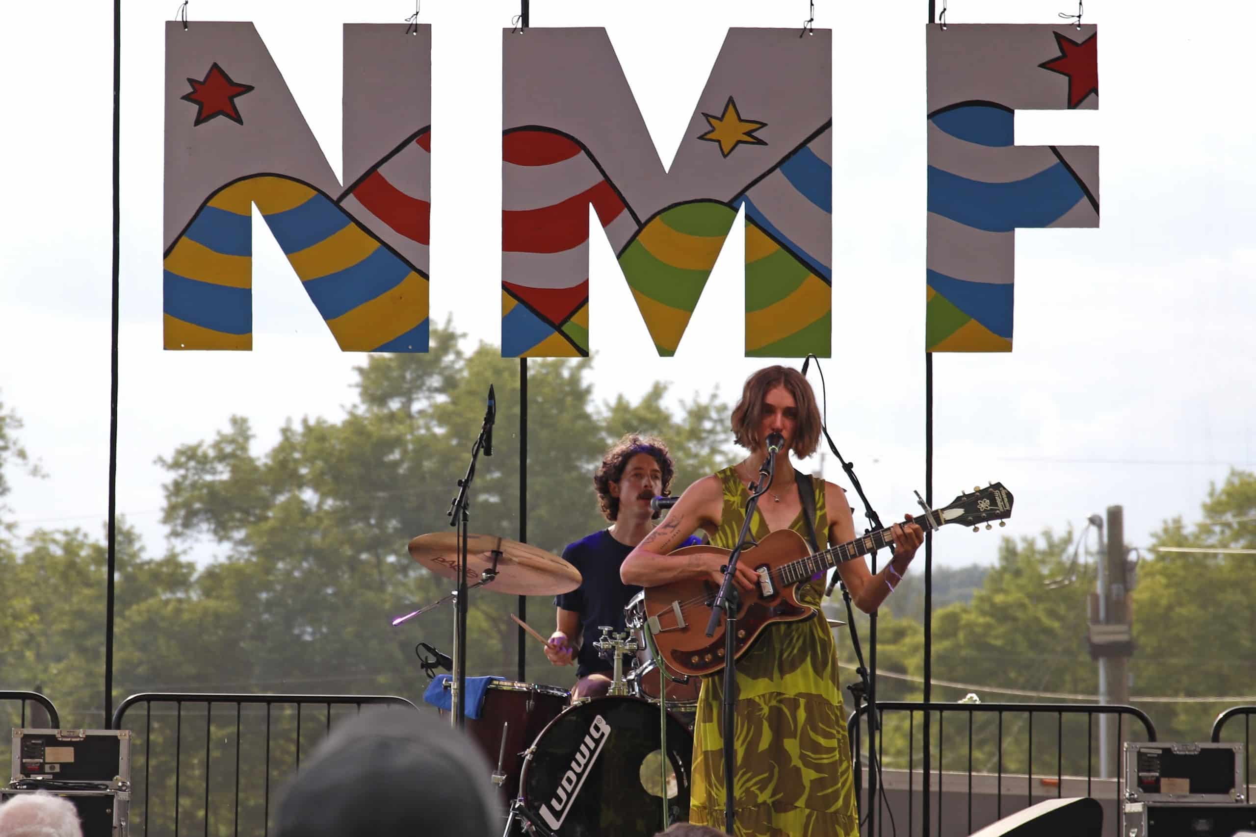 A guitarist and drummer perform as Merce Lemon.