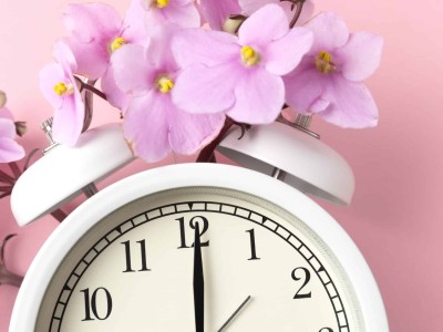 Clock with flowers